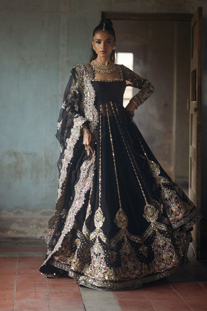 Black formal dresses pakistani store